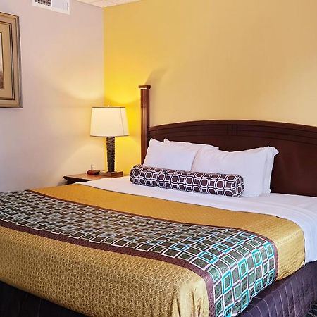 Hampton Inn Харисбърг Екстериор снимка